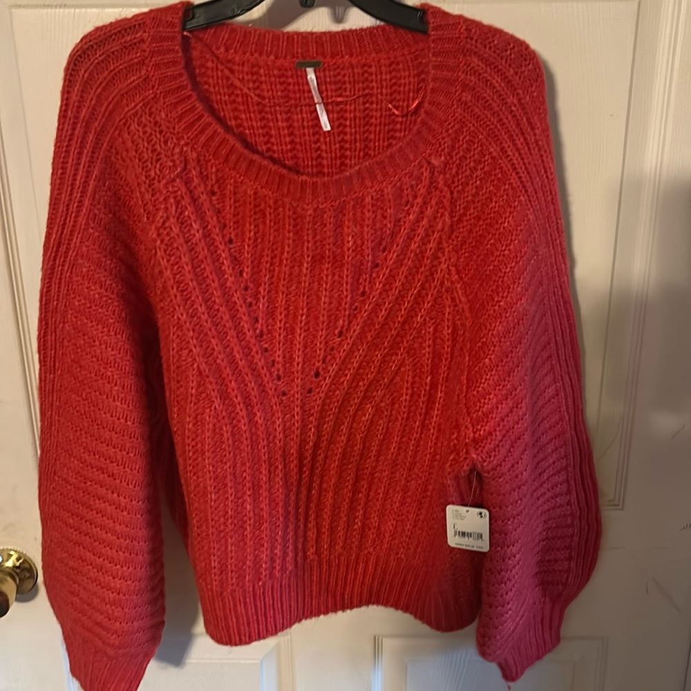 Free people sweater nwt large